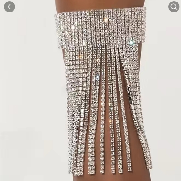 Shiny Rhinestone Women's Tassel Anklet Listing Includes One Piece - Picture 2 of 3